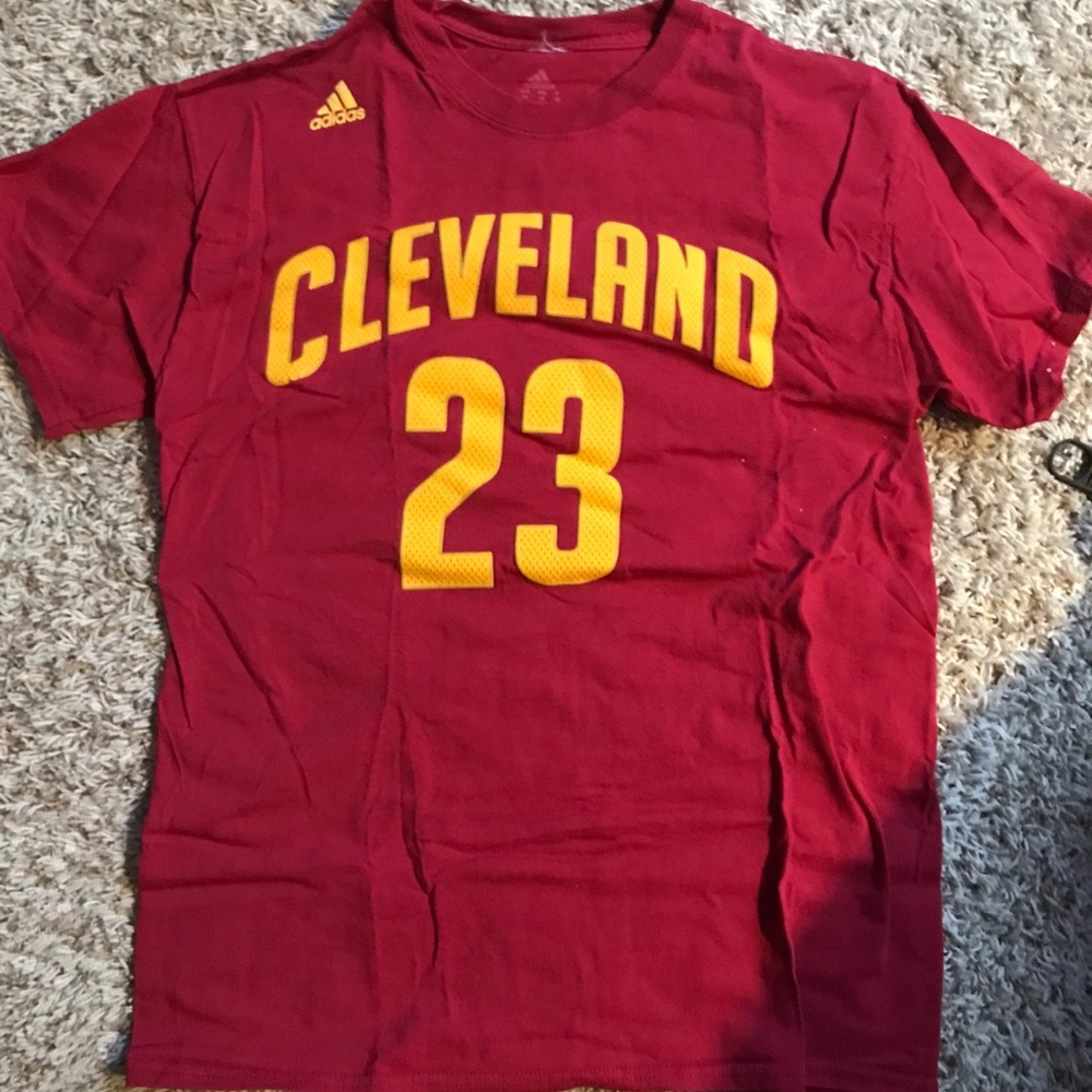 Lebron t shirt